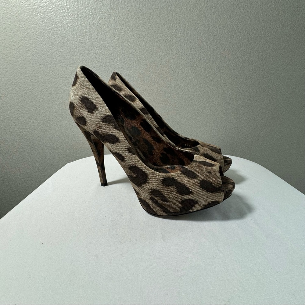 Dolce & Gabanna Leopard Heels Size 36 1/2